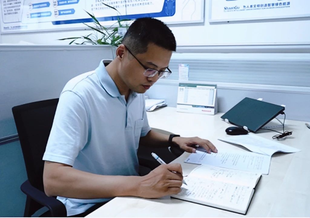 秦凡：候鸟青春，迁徙的刻度