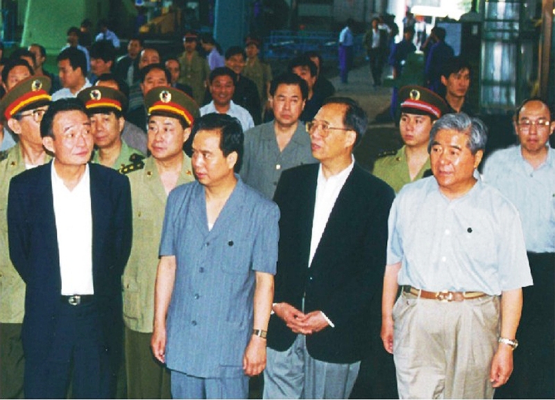 1999年党和国家领导人吴邦国、曾培炎、陕西省领导李建国、程安东来陕鼓视察